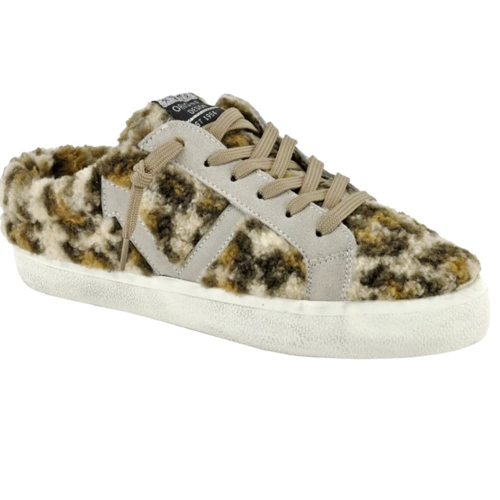 Vintage Havana 'Snuggle' leopard fur mule sneaker, 10